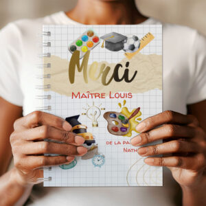 Carnet/livre merci maître personnalisé avec les prénoms