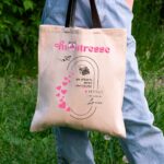 Cadeau maîtresse s'écrit avec des cœurs à personnaliser
