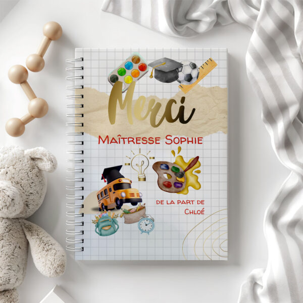 Carnet/livre rigide merci maîtresse avec illustration école